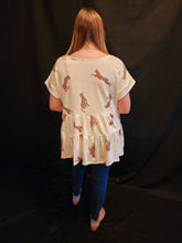 Load image into Gallery viewer, Chasing Happiness